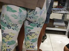 sahilde türkiyedeki ünlülerin pornosu sarışın,